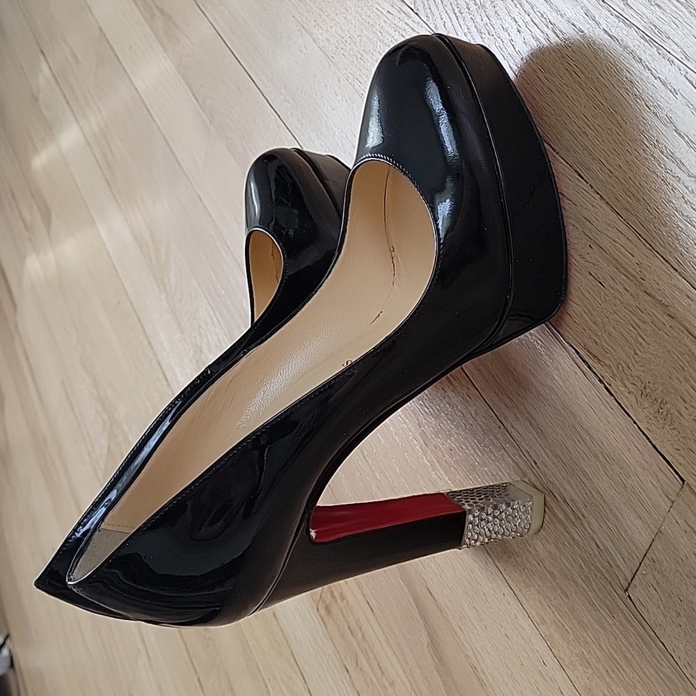 Christian Louboutin, Size 38, Black Patent Platform
